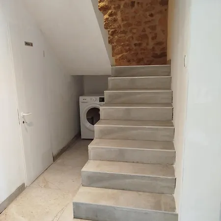 Loparina House Apartment *